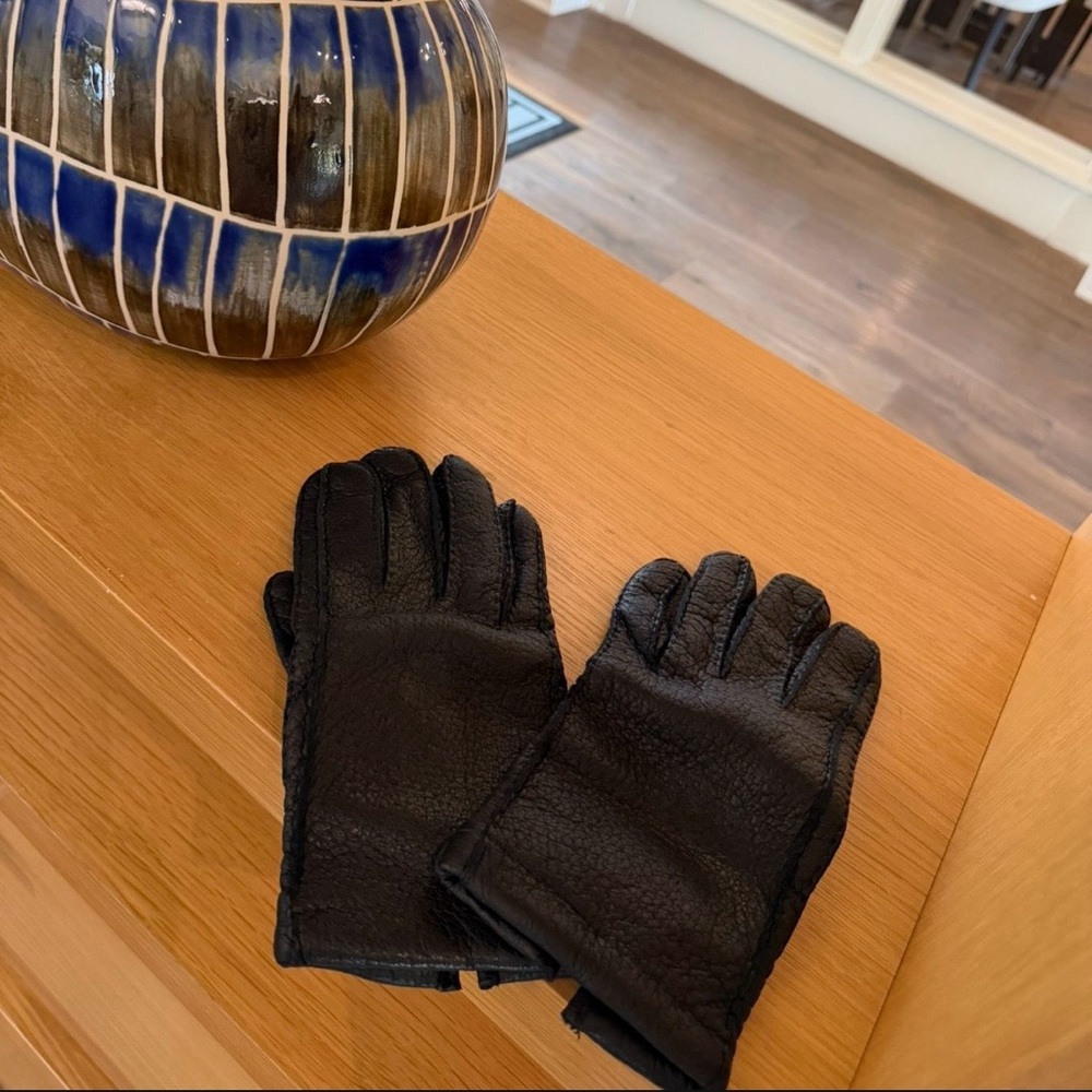 Black Leather Gloves